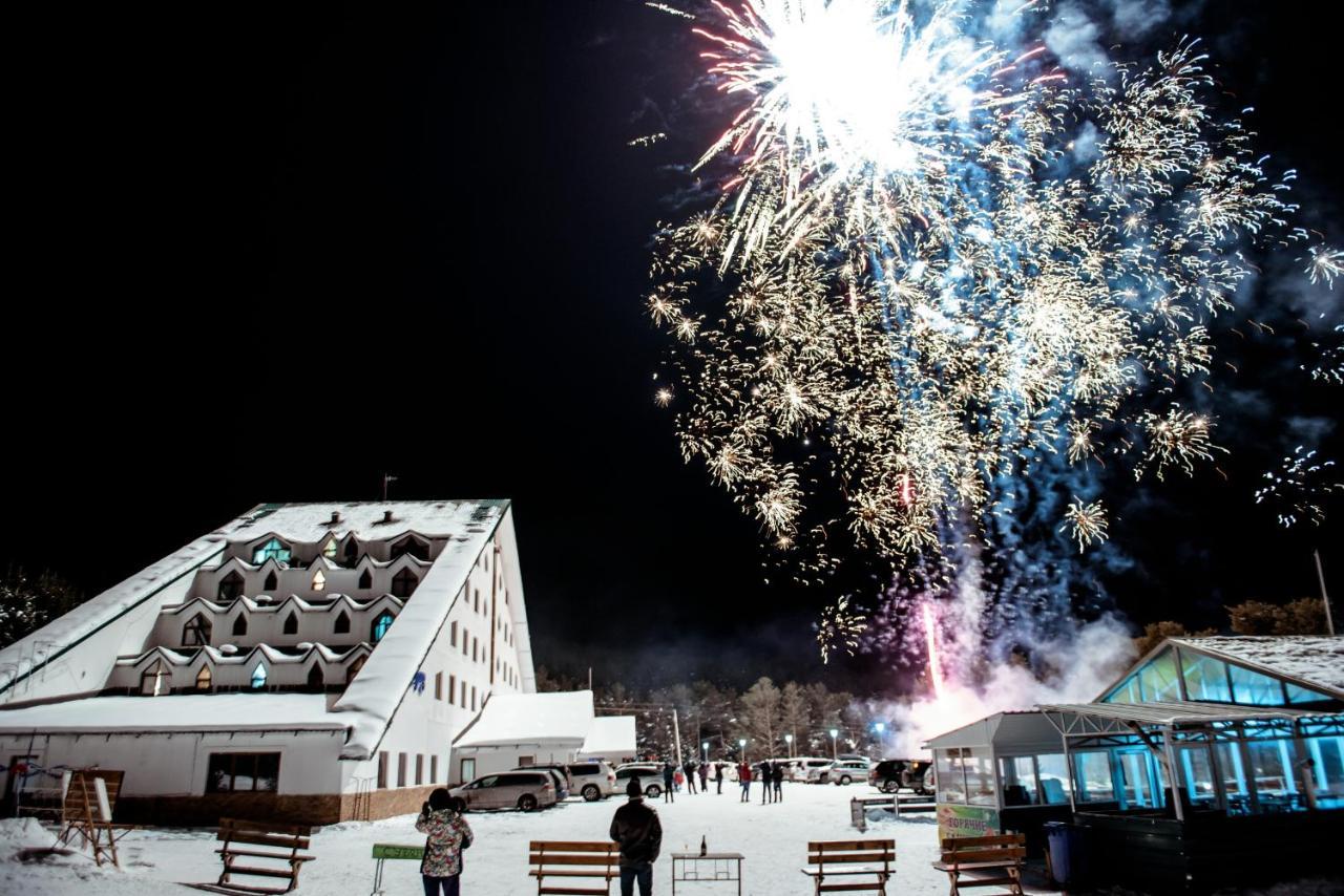 Hotel Kapriz Karakol Exteriér fotografie
